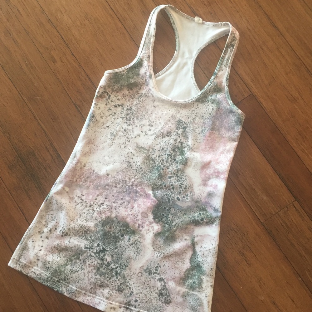 lululemon tank